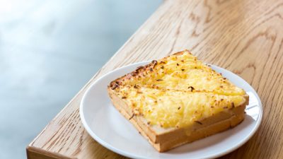croque-monsieur-table