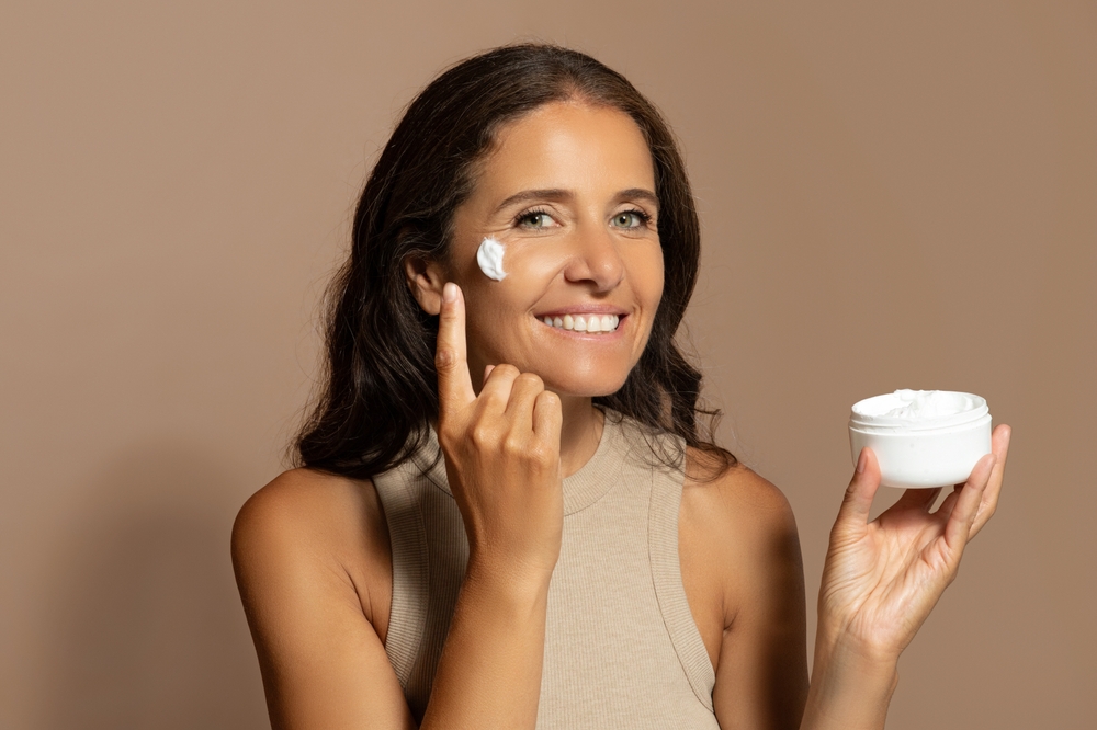 femme agee creme